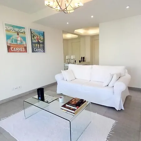 Bella Park Apartment